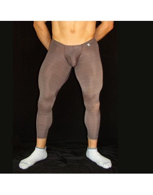 Made to enhance butt and bulge. It's for those who feel comfortable showing off in the gym. Brown Color